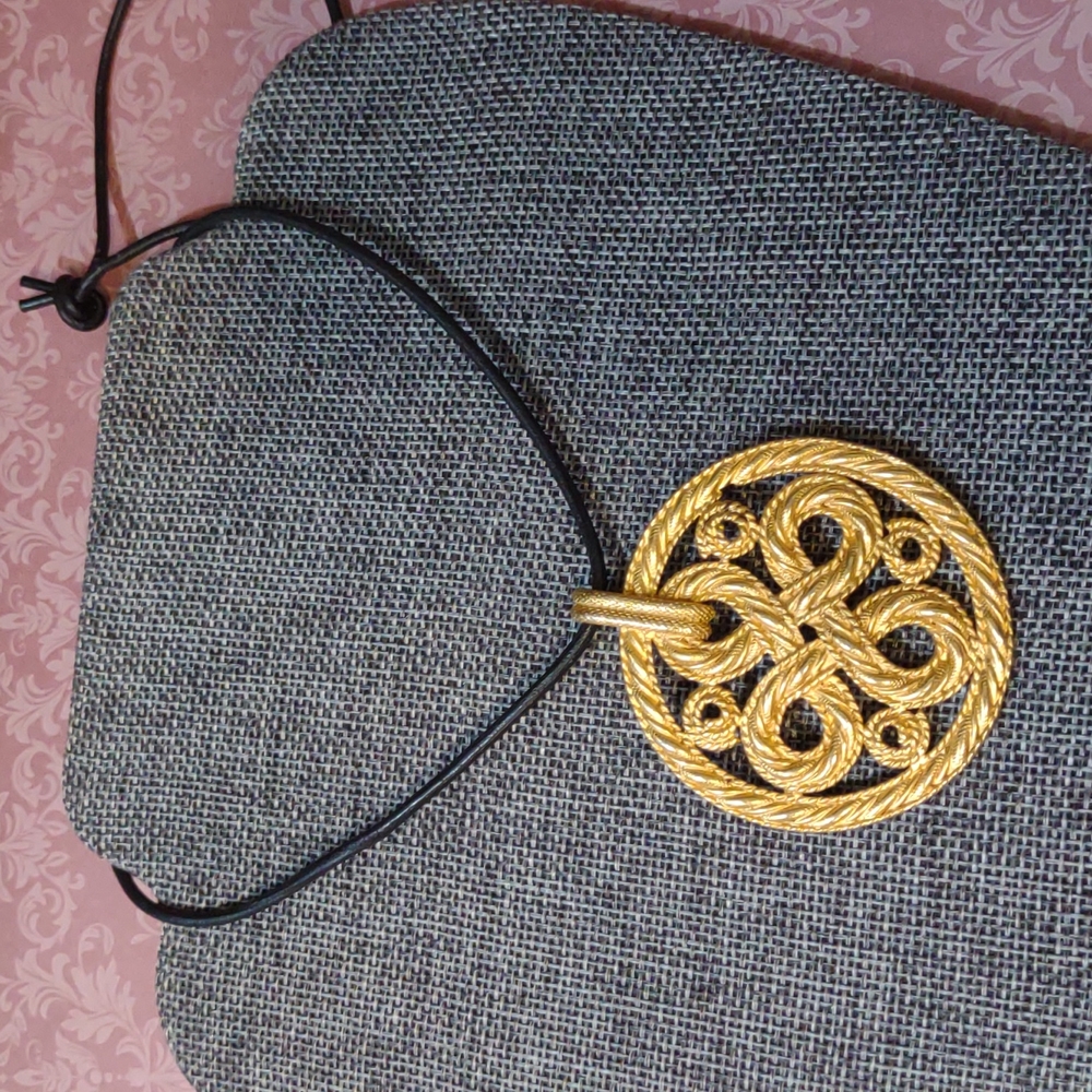 Vintage Jonette JJ Santa Fe Collection Knotted Rope Design Pendant Necklace